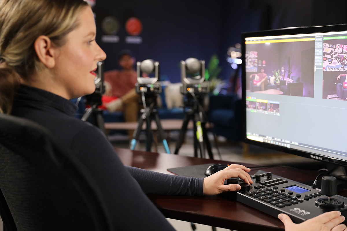 Producer 4K bundle in studio